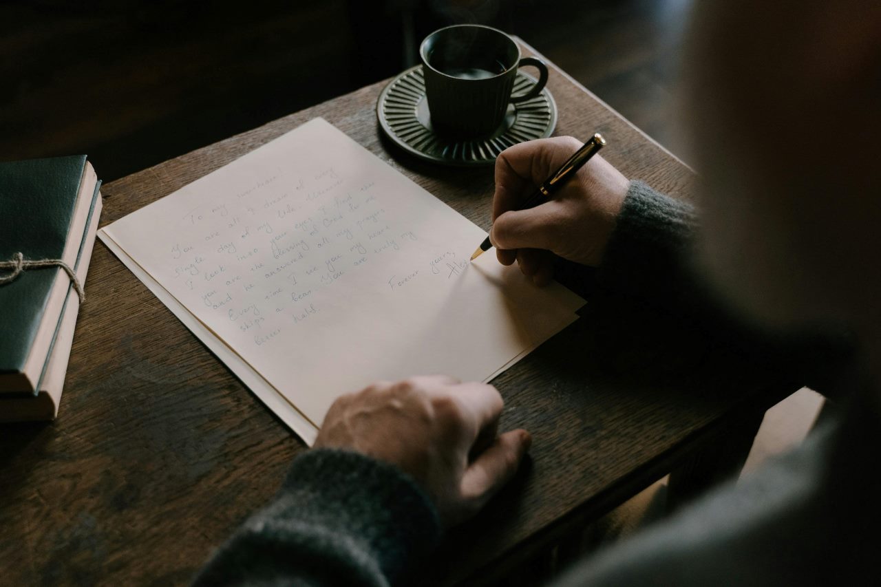 ¿Cómo hacer una despedida perfecta en una carta en inglés?